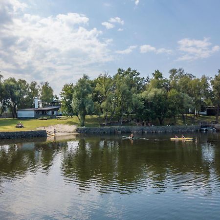 Гостинний Двір На Хуторі Хрещатик ภายนอก รูปภาพ